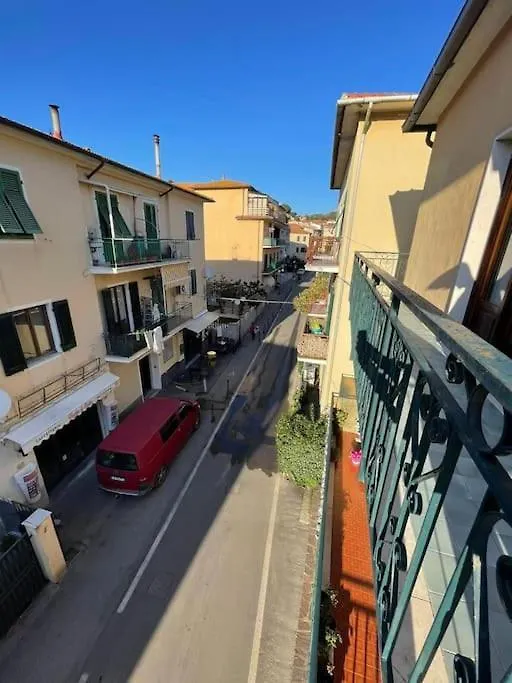 Casa Azzurra Vacanze Porto Azzurro Apartmán