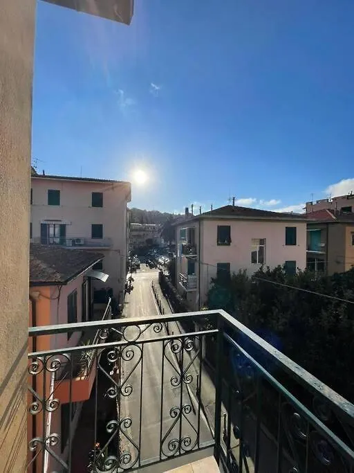 Casa Azzurra Vacanze Porto Azzurro location